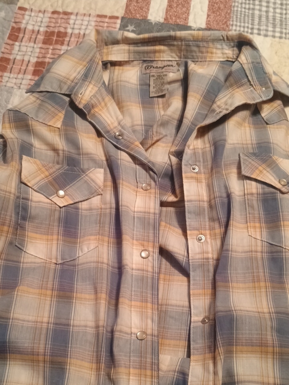 Women's Wrangler Wrancher Plaid Button-Front Shirt
